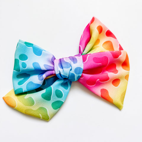 tie dye leopard swim bow