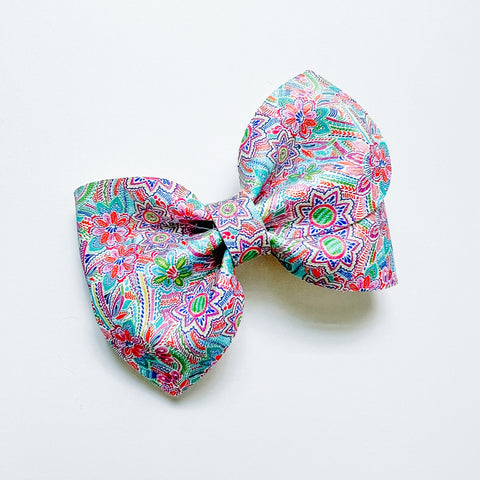 lilly pinwheel bow