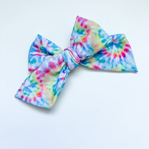 tie dye swim bow