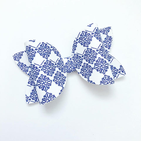 greek goddess bow