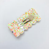 glitter scalloped snap clip(s)