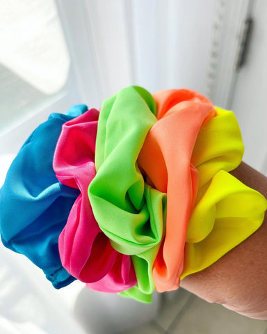 light up scrunchie (blue)