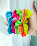 light up scrunchie (blue)