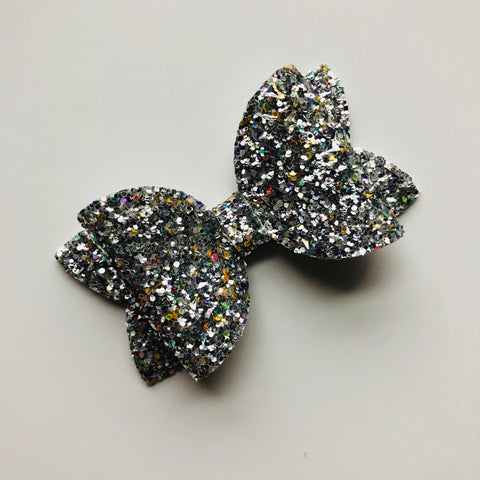 jackpot glitter bow